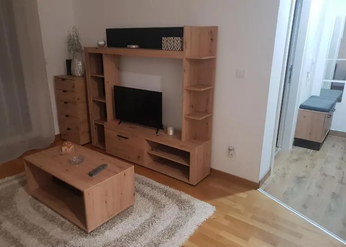 Relax, Apartman Sa Garaznim Mestom
